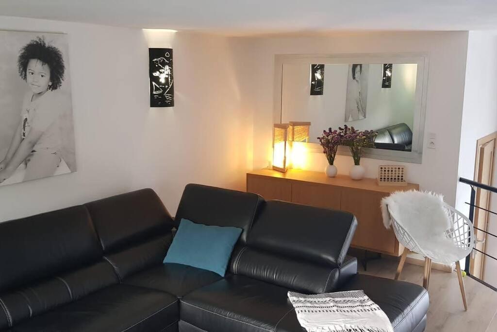 Belle Maison De Avec Piscine. Hébergement de vacances *